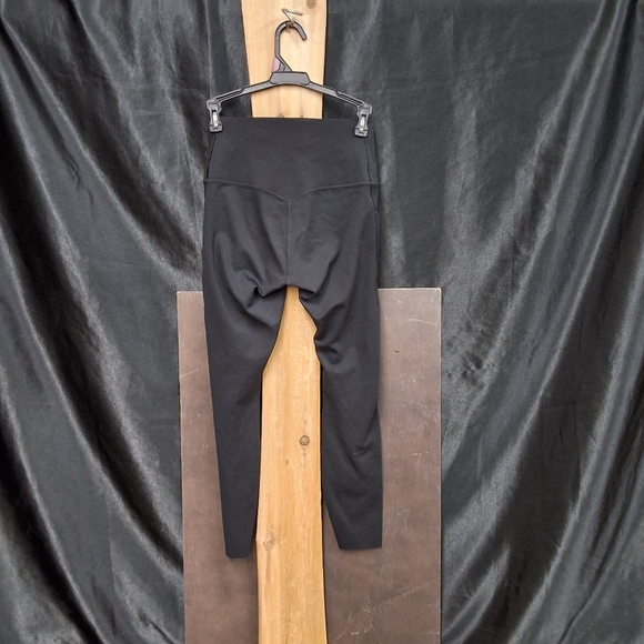 Nike Black Leggings - Picture 6 of 10